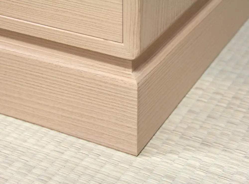 シンプルな造りは全体を引き立てます。